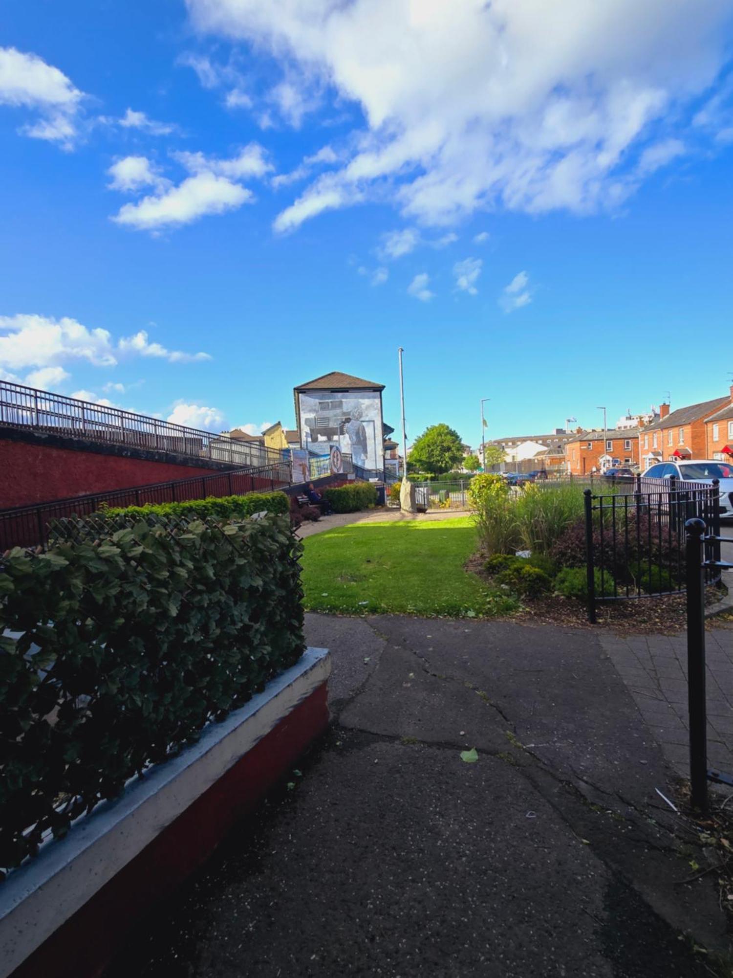 The Bogside Haven - Heart Of Apartamento