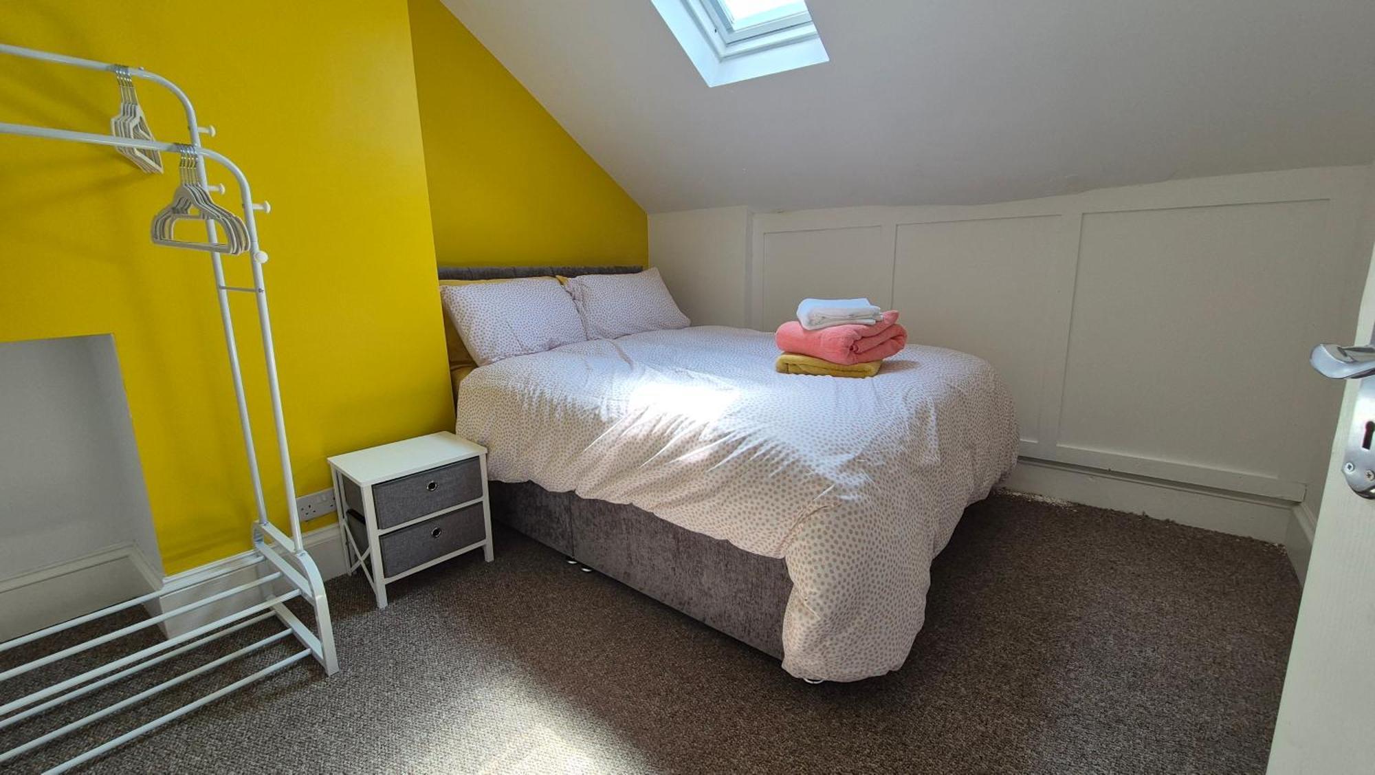 Holiday home Violet House *