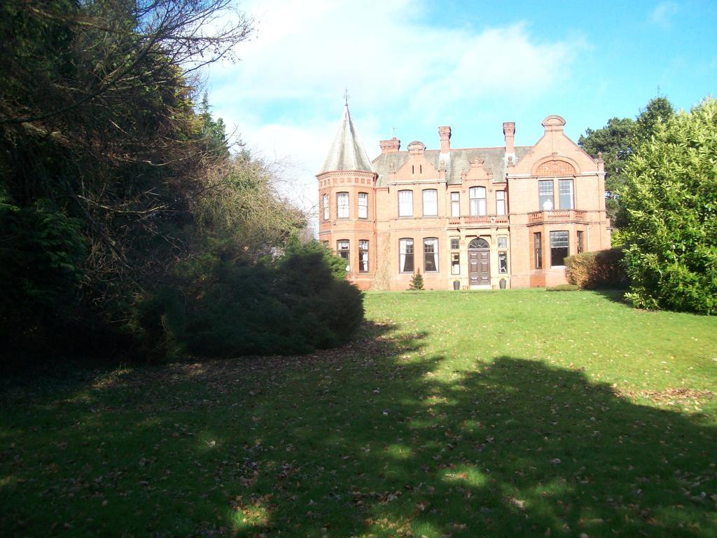 Bed & Breakfast Troy Hall