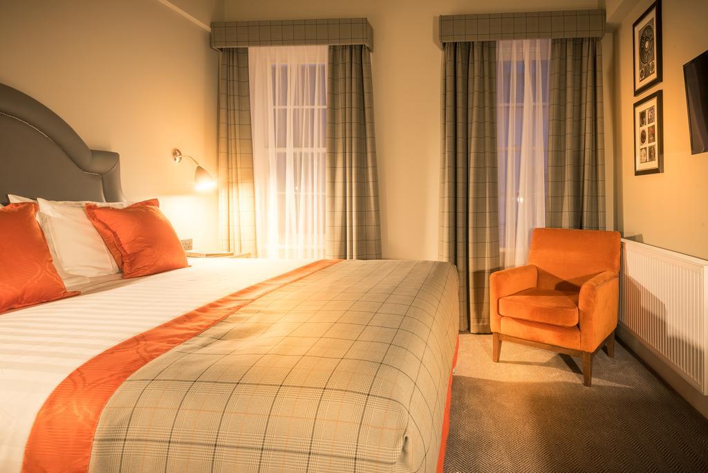 Hotel Bishop's Gate 5*