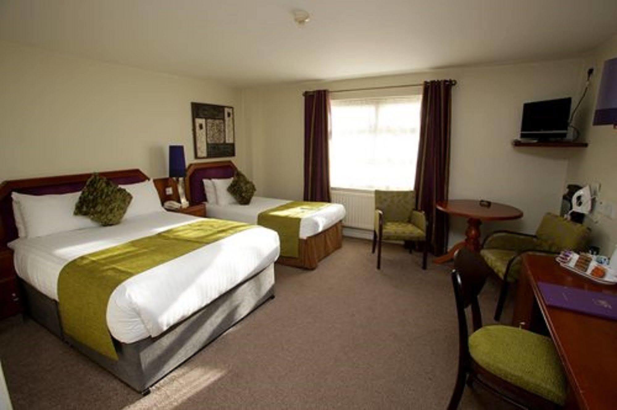 Waterfoot Hotel 4*