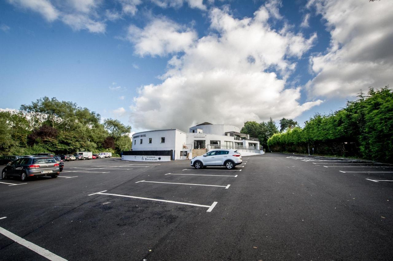 Waterfoot Hotel