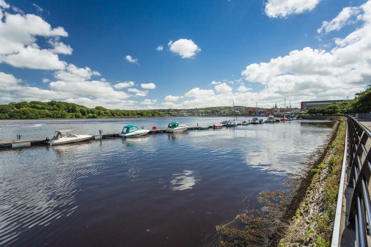 Apartment Stunning River View Londonderry