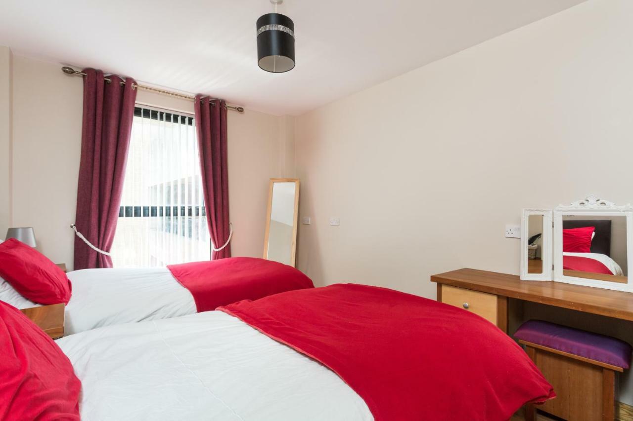 Stunning River View * Londonderry