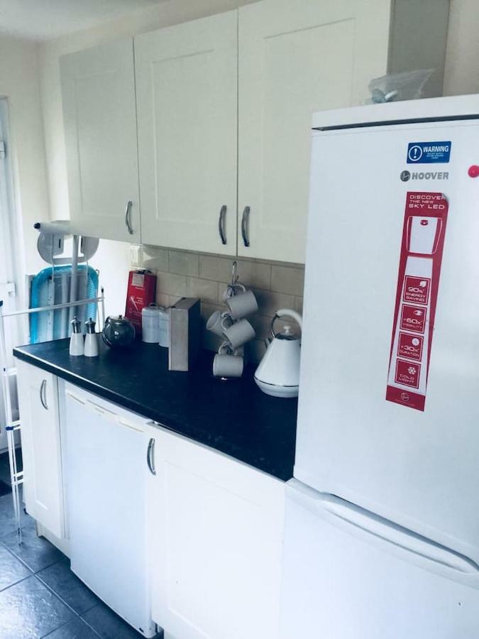 Holiday home 2 Abercorn Place -5 Minute Walk To City Centre - On Quiet Street. *