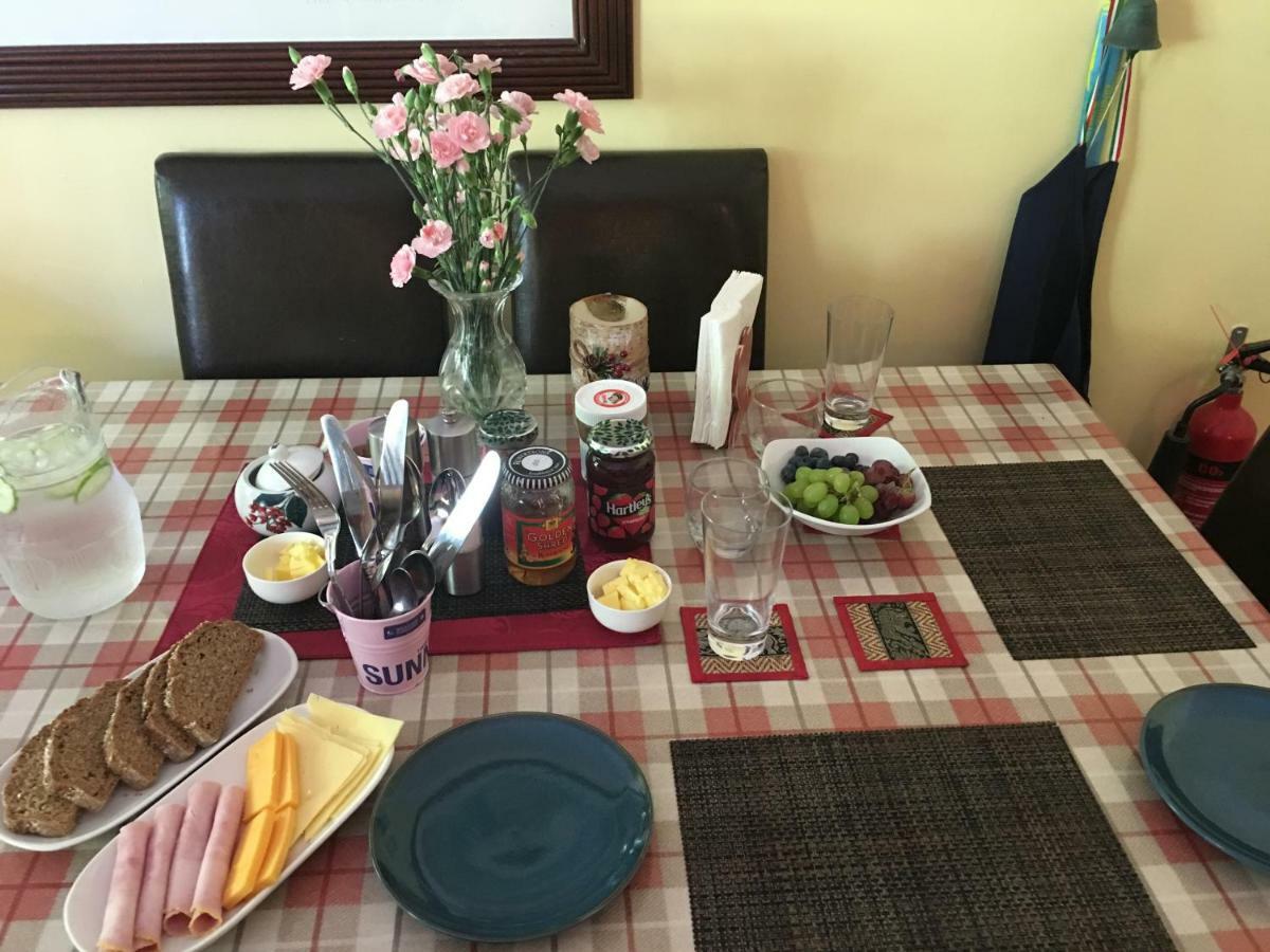 Hatmore Bed & Breakfast *