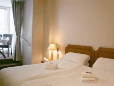 Travelodge Hotel 3*