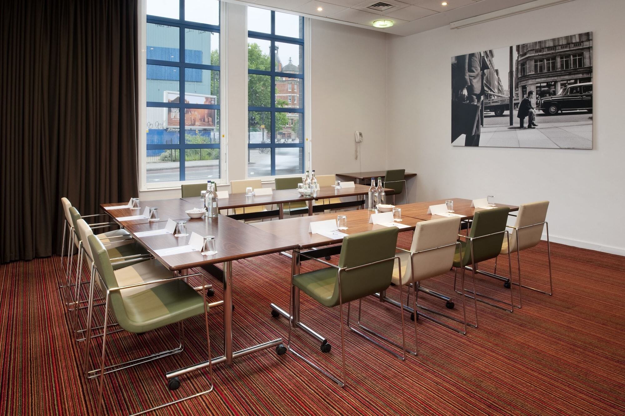 Express - - By Ihg Hotel