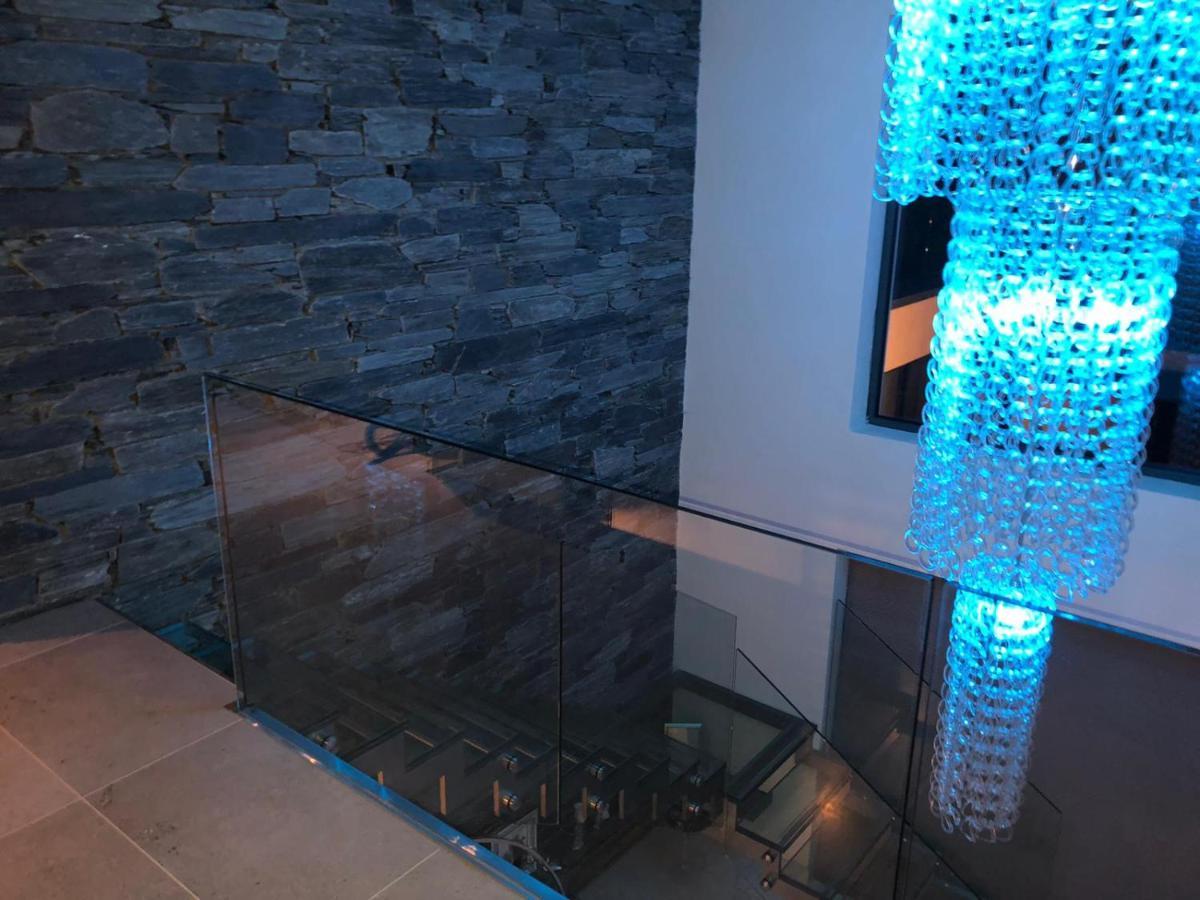 Belcaroli Guest house Londonderry