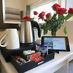 Elagh View Bed & Breakfast