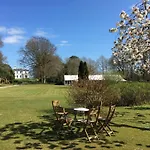 Courtyard Cottages At Ballyscullion Park