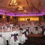 Waterfoot Hotel