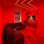 Luxury Hot Tub Retreat Derry City