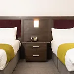 Waterfoot Hotel