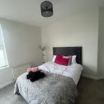 Dans Apartment