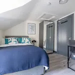 City Rooms