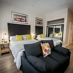The James Suites