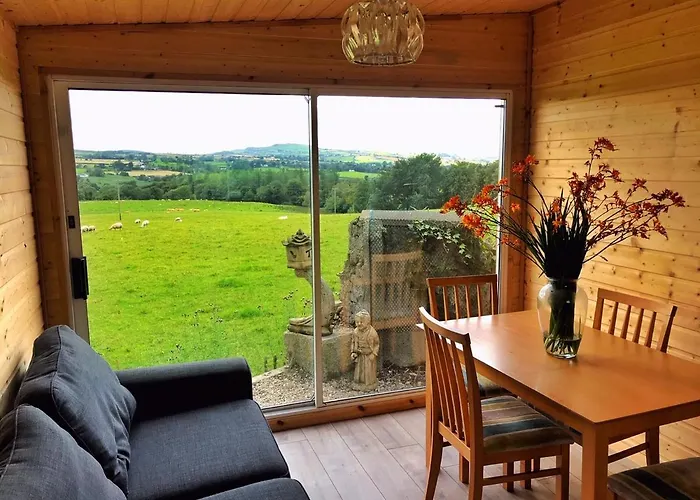 Elagh View Bed & Breakfast