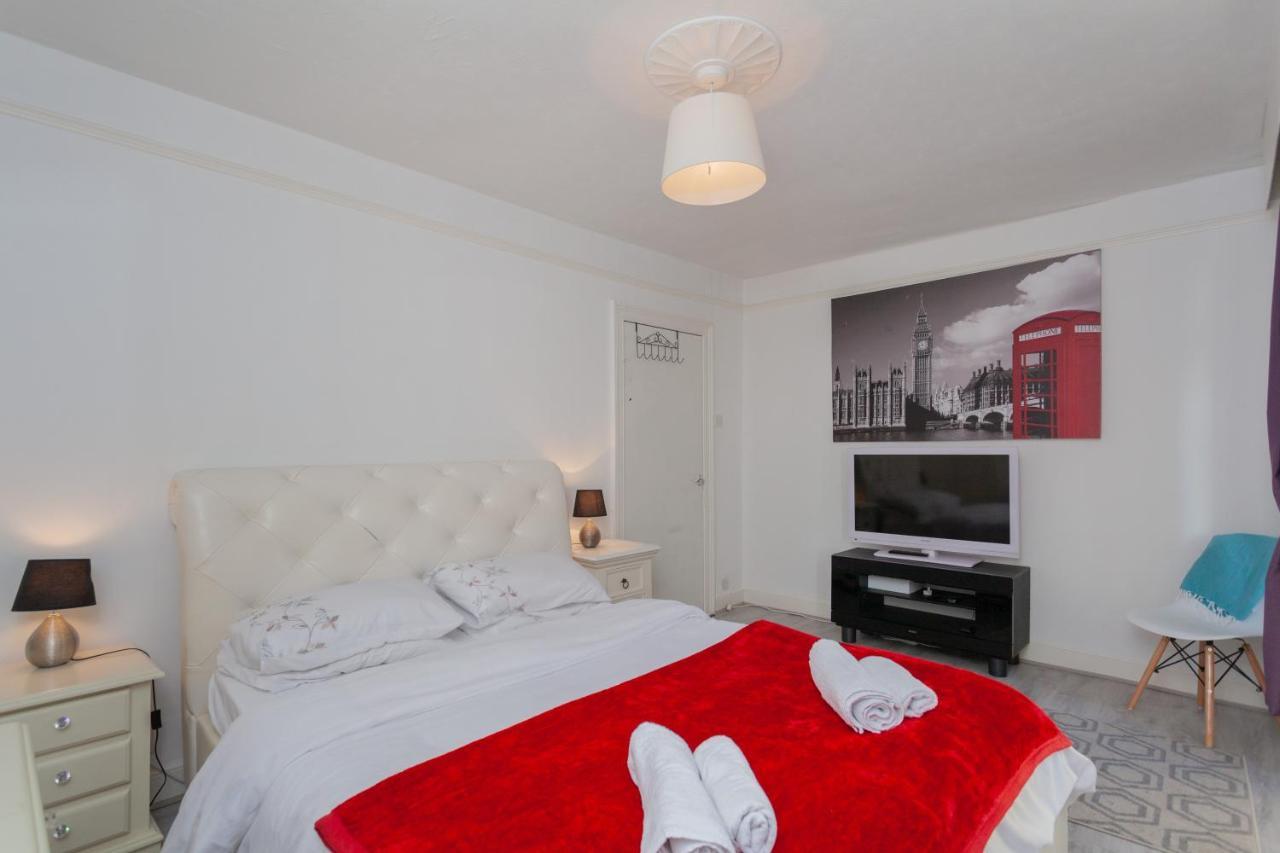 Holiday home Windsor House *