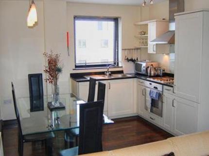 Bt48 Apartotel 5* Londonderry