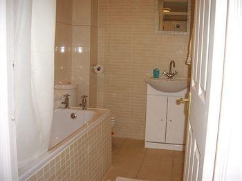 Abbey 3* Londonderry