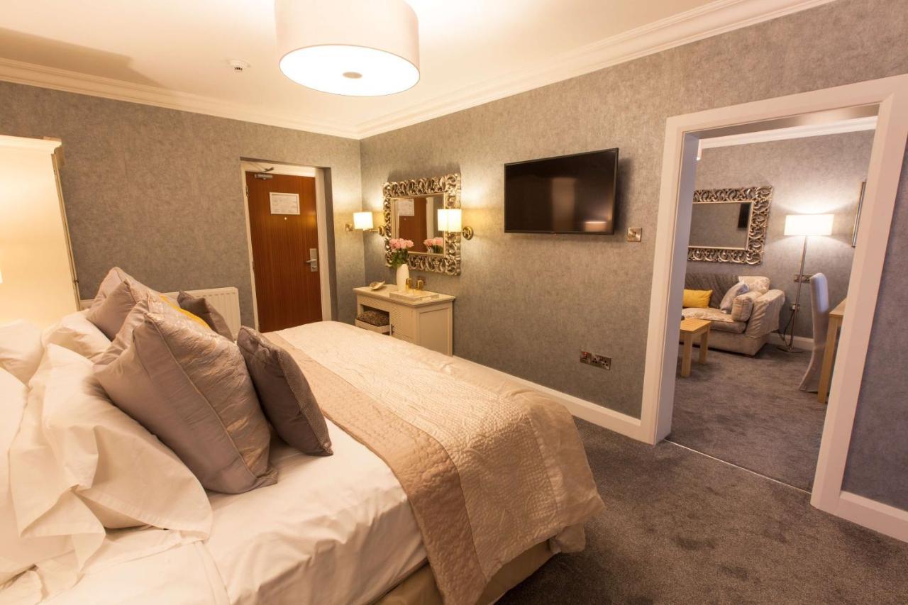 Western White Horse Hotel