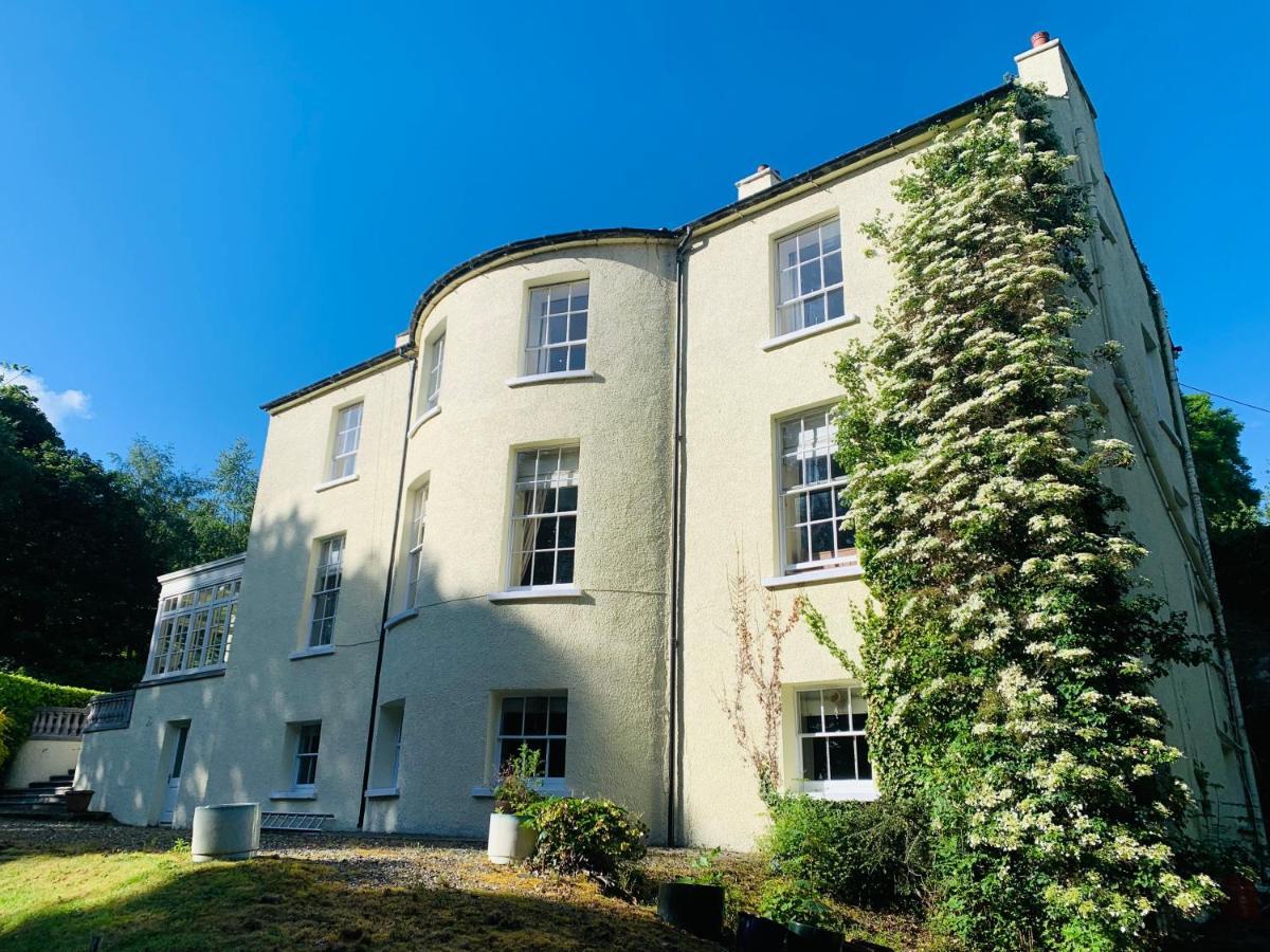 Acomodação com café da manhã  Larchmount House *
