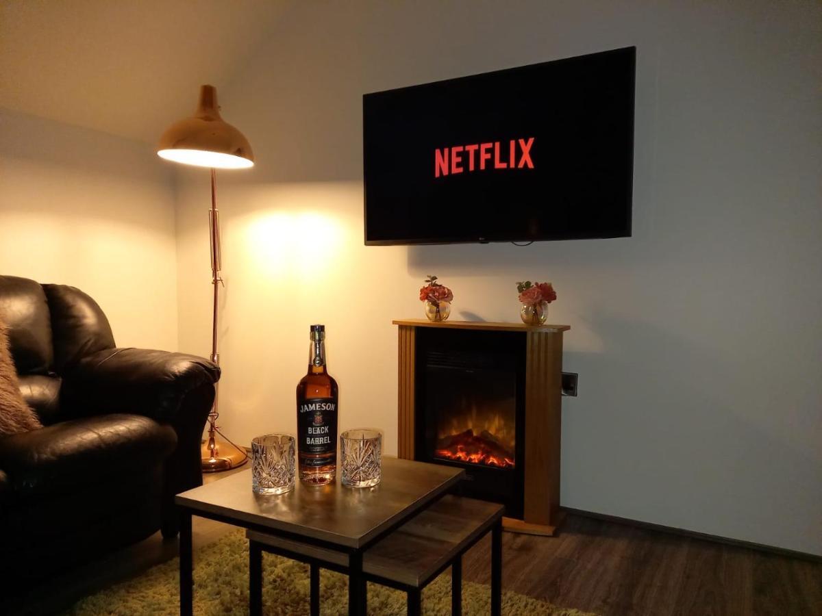 Ballymakeever - Private Hot Tub Apartment *
