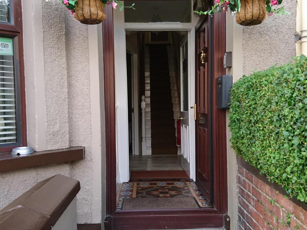 Cathedral View Bed & Breakfast 2*