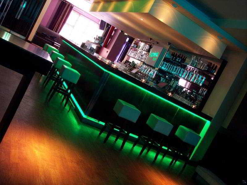 Da Vinci's 4* Londonderry