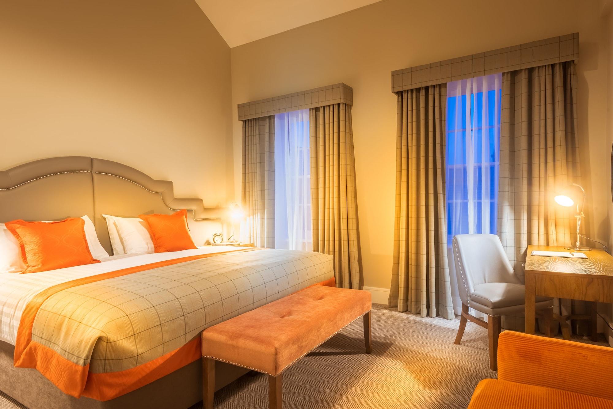 Bishop's Gate Hotel 5*