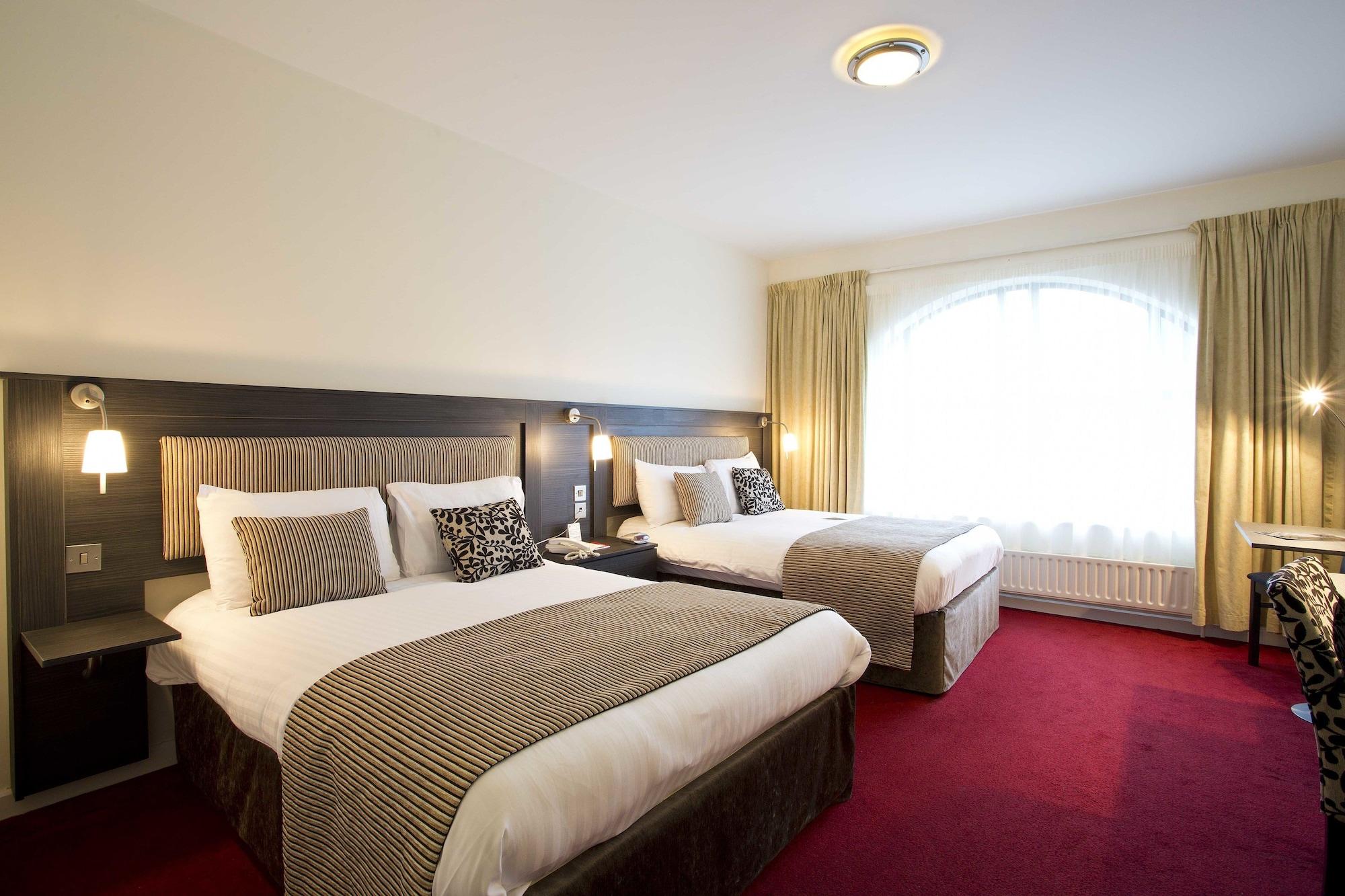Da Vinci's 4* Londonderry