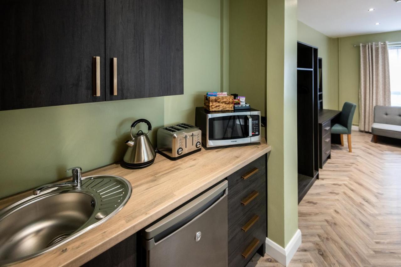 Da Vinci's 4* Londonderry