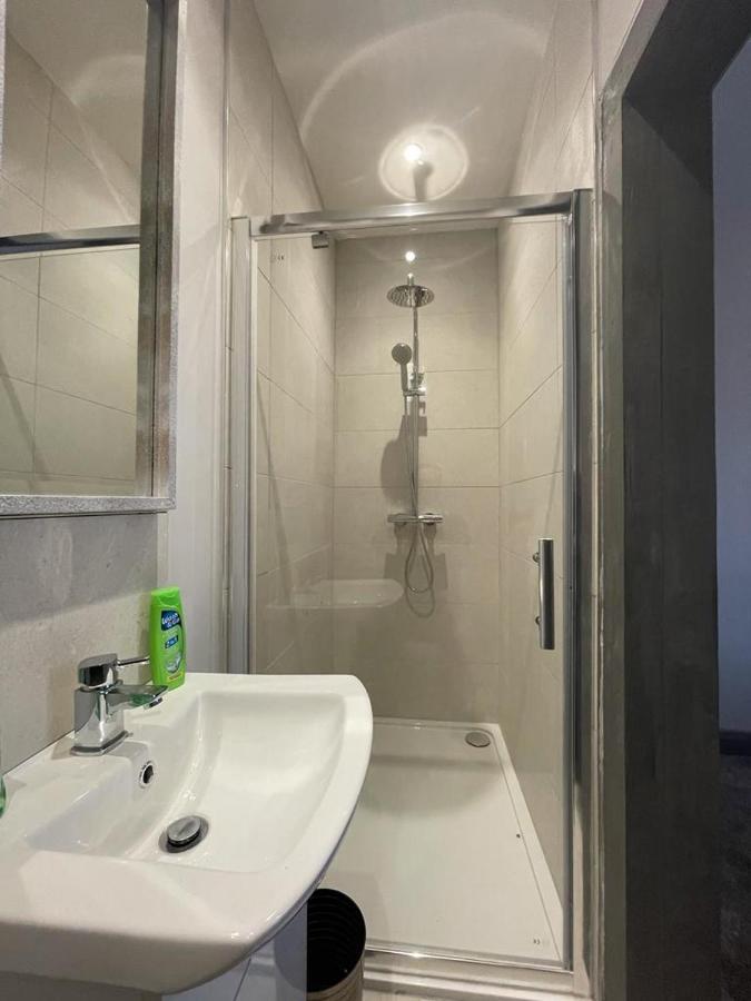 Holiday home The Corner House. City. 3 Bed, Sleeps 6. Londonderry