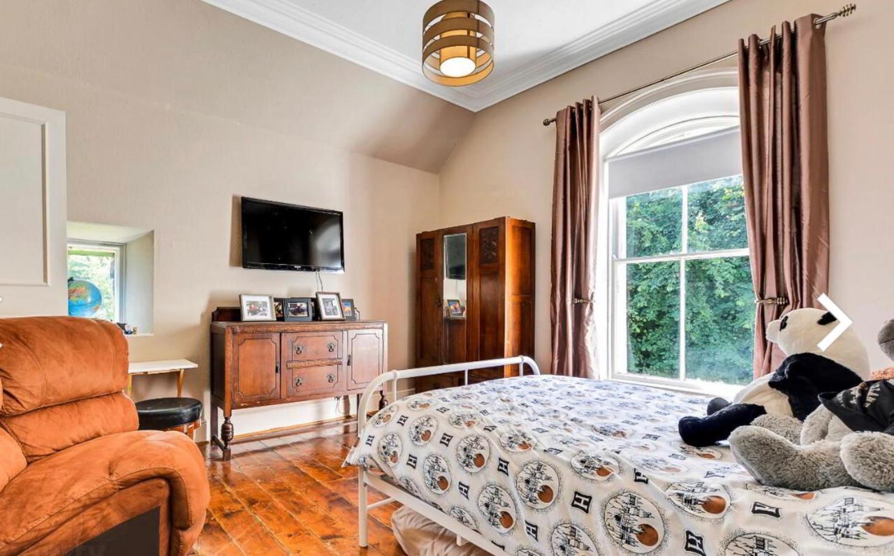 Fountain Hill House Villa