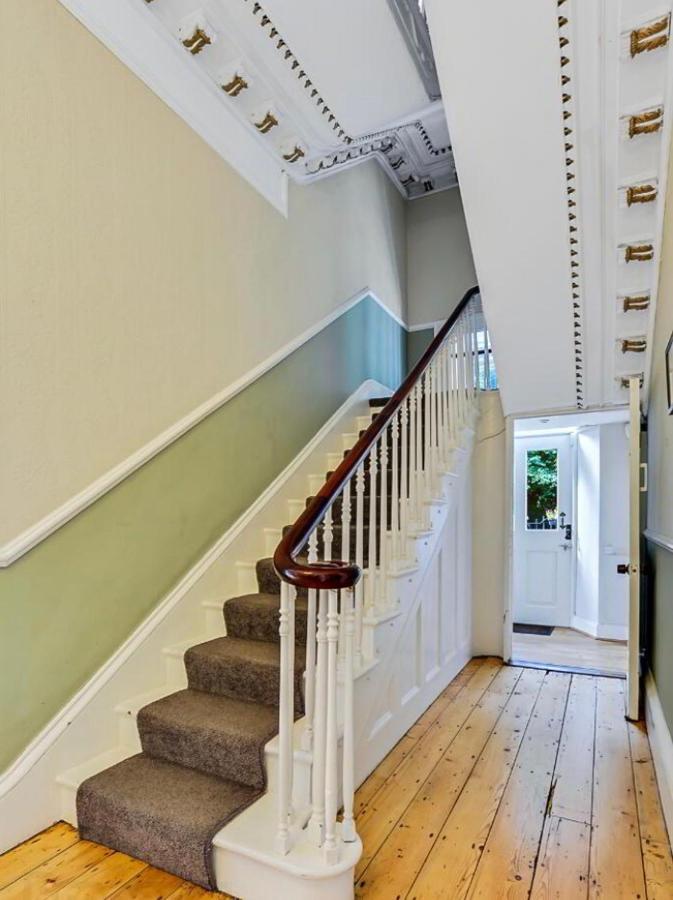 Fountain Hill House *