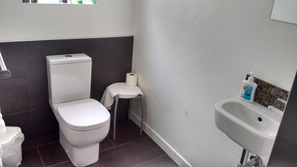 Fairman House Backpackers Bed & Breakfast Londonderry