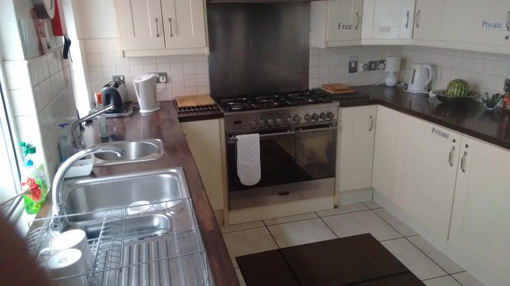 Fairman House Backpackers Bed & Breakfast Londonderry