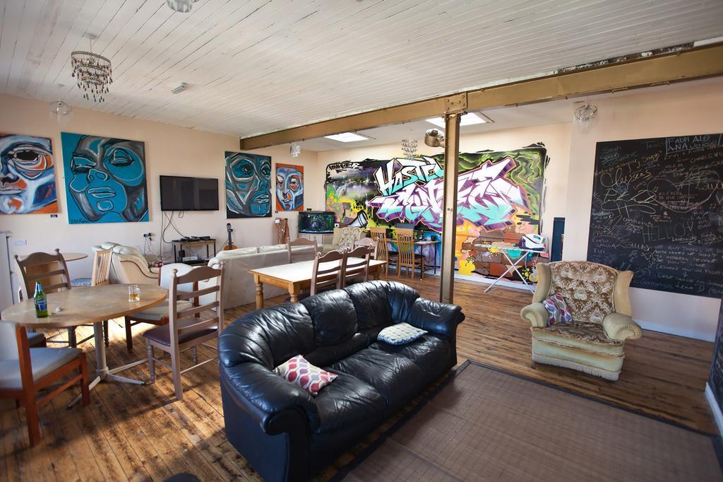 Connect Hostel *
