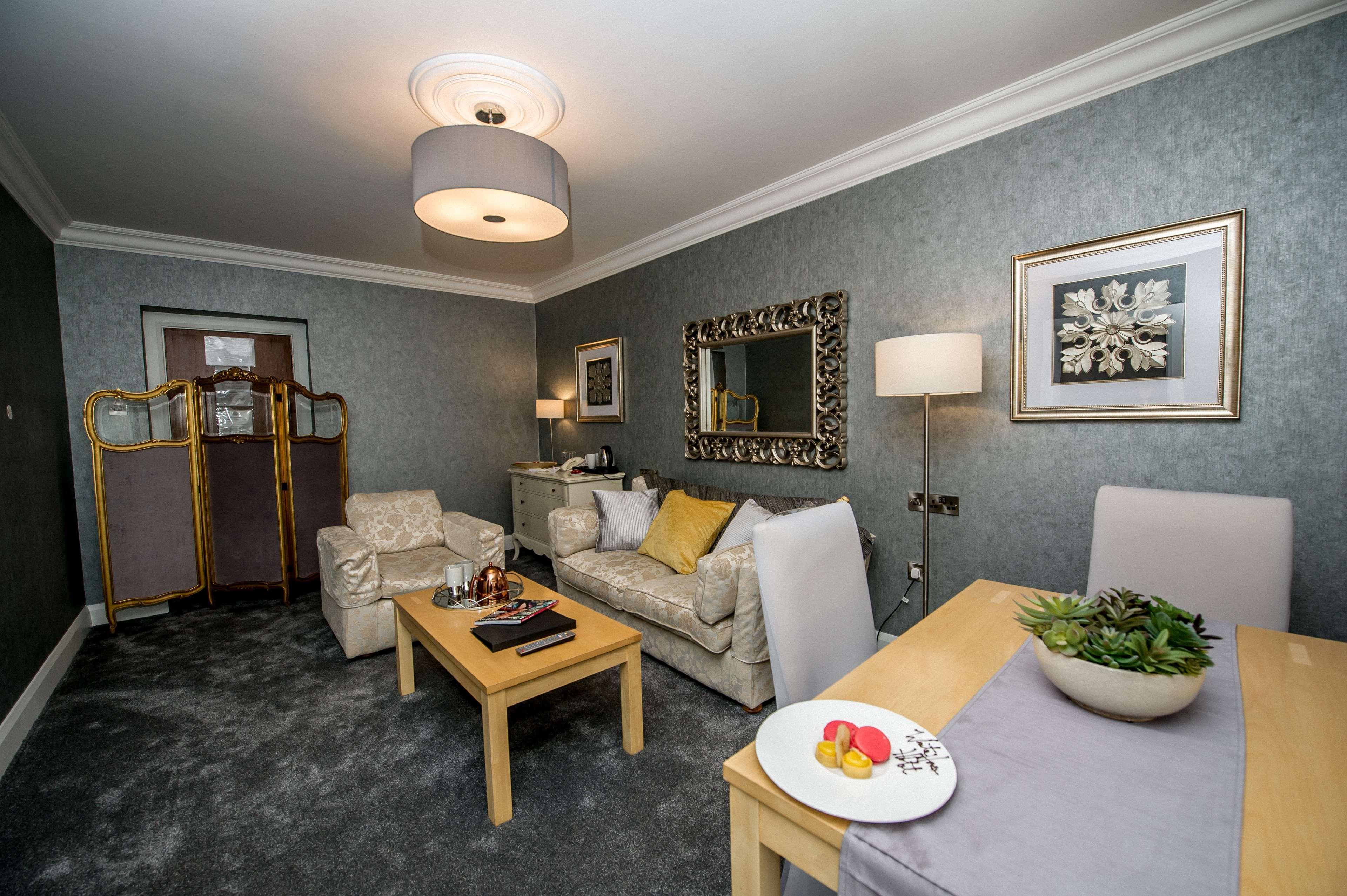 Western White Horse 4* Londonderry