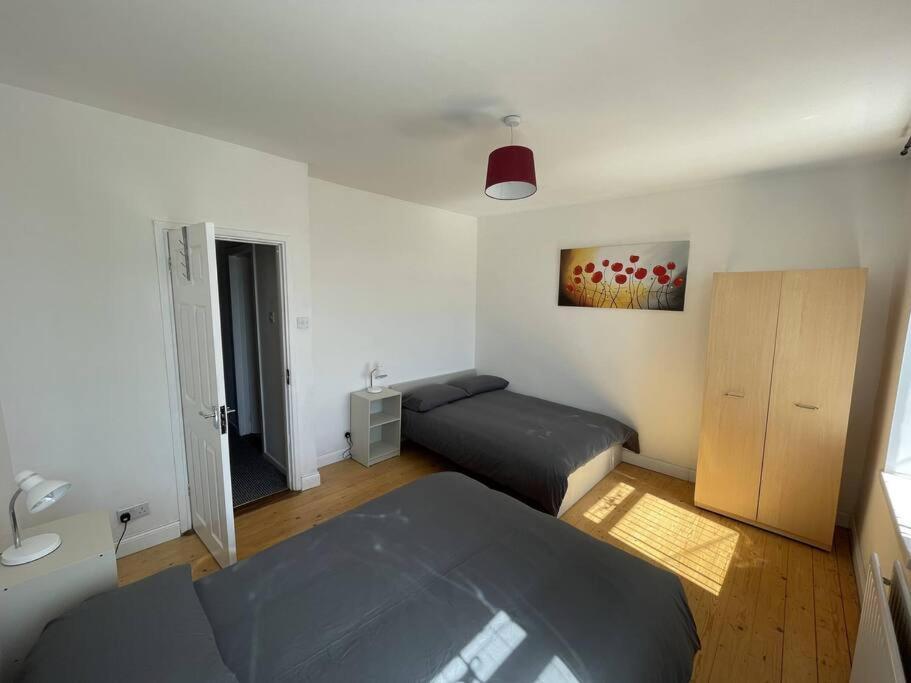 Holiday home Acushla House