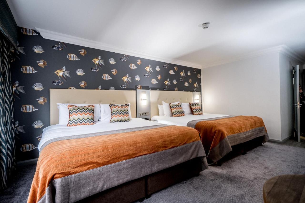 Western White Horse Hotel 4*