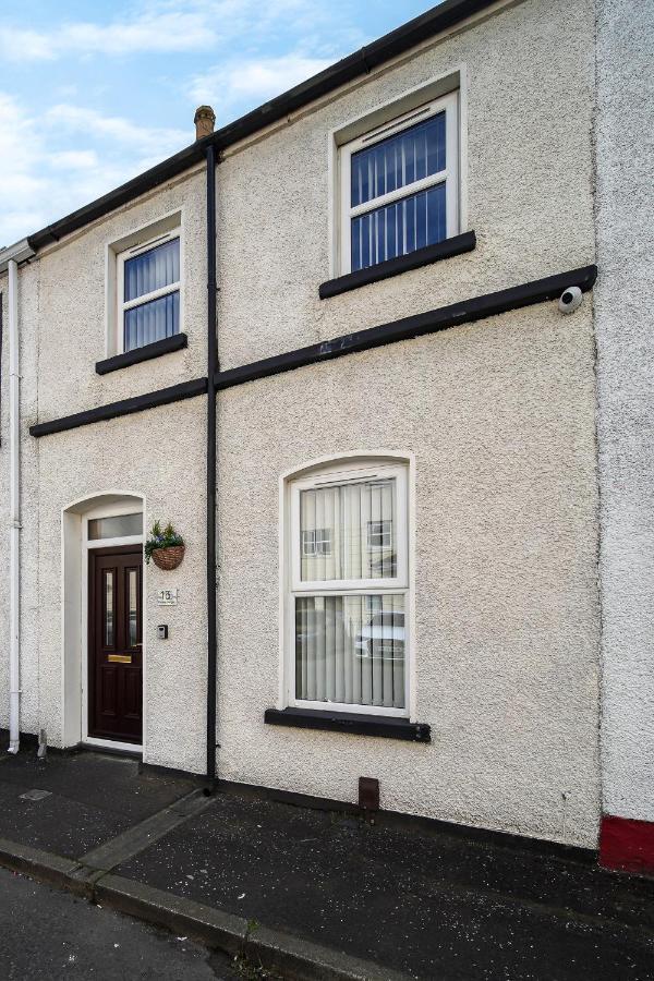 Carlisle 'sleeping 6 Guests' Villa