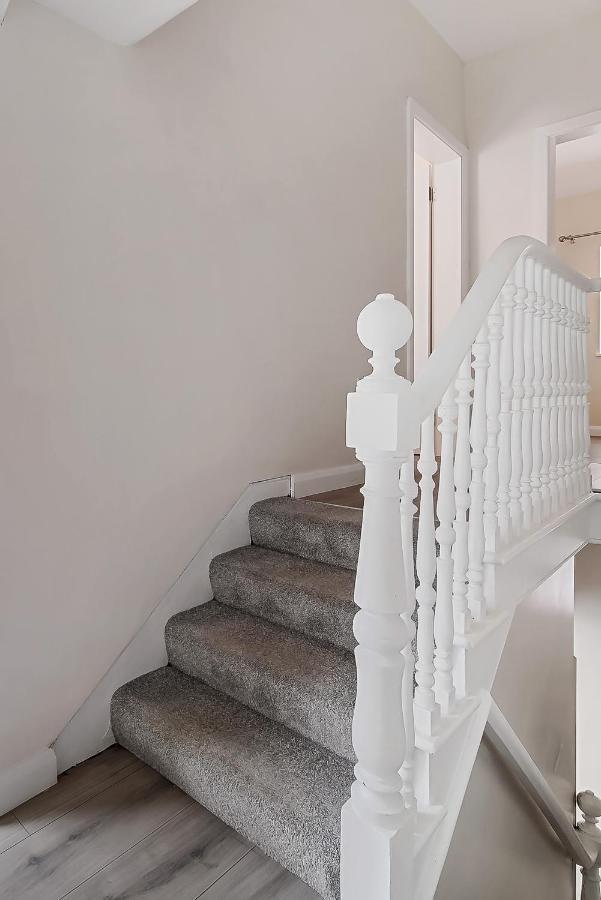 Carlisle 'sleeping 6 Guests' Villa *