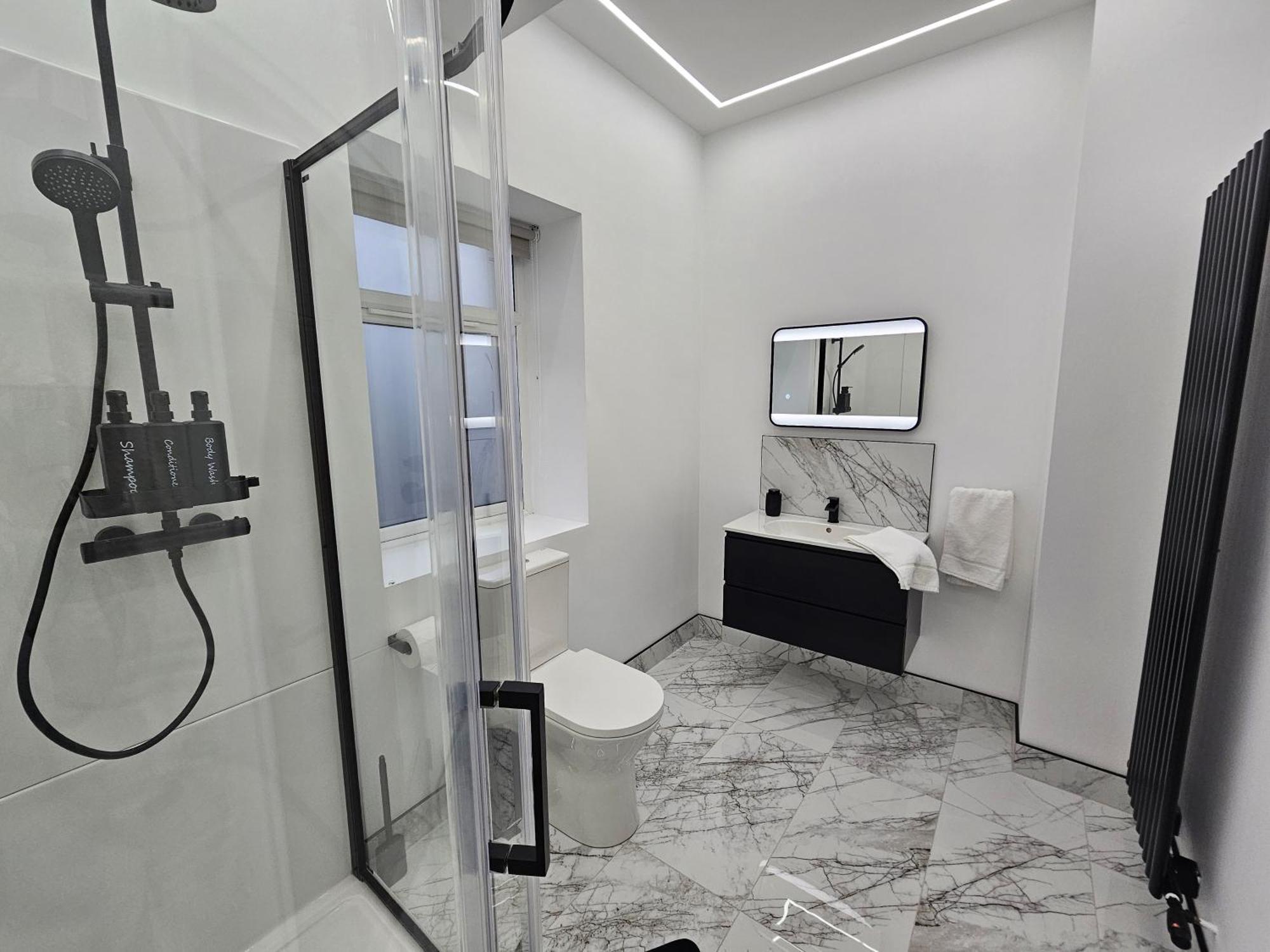 Spectrum Apartment *