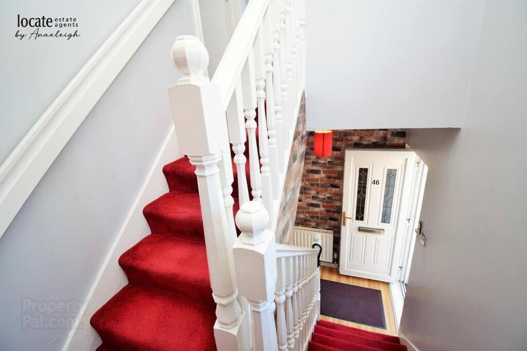 Walk To The Center! Holiday home Londonderry