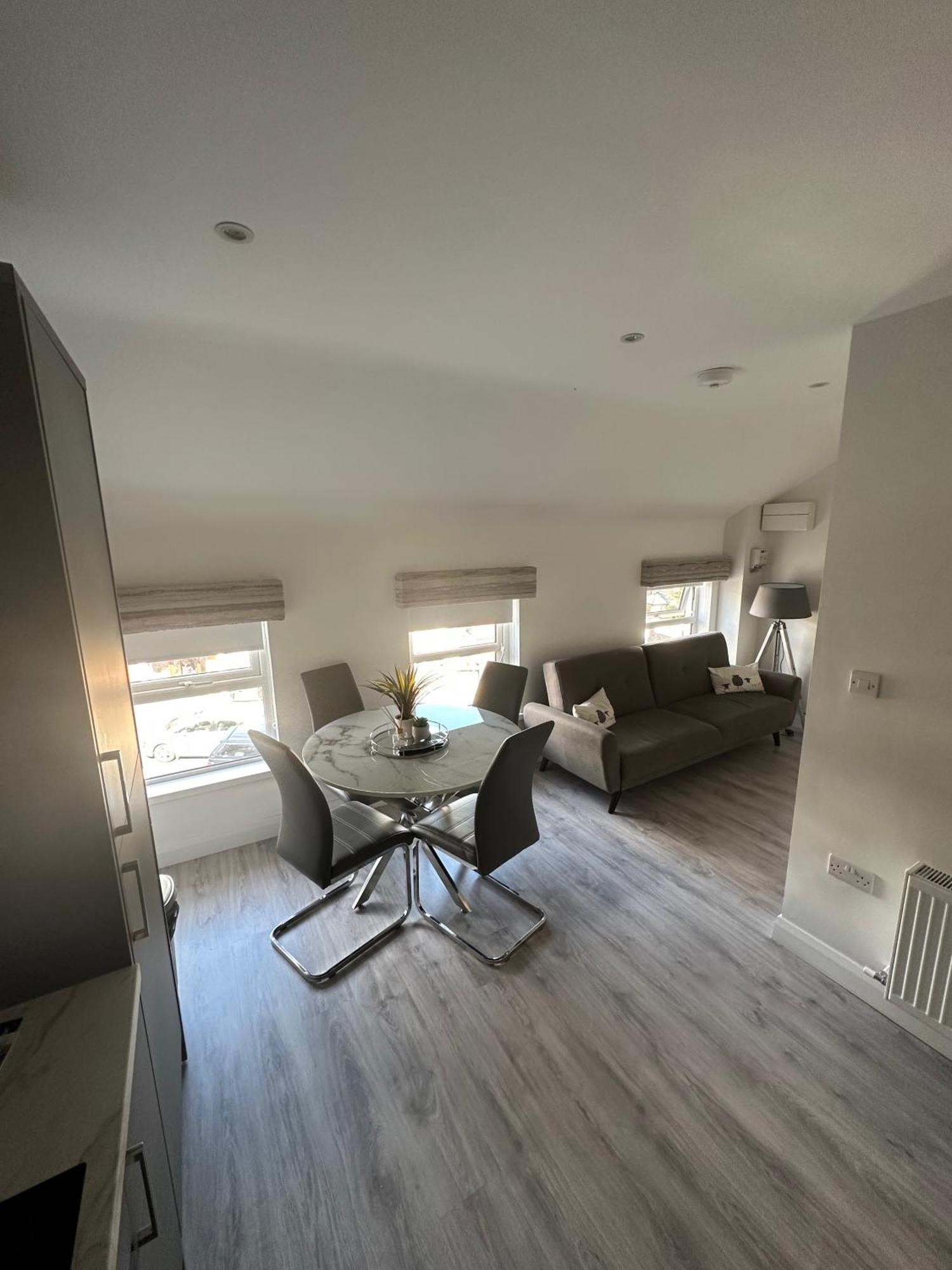 Westland - Stylish, Modern, Elegant, A Apartment Londonderry