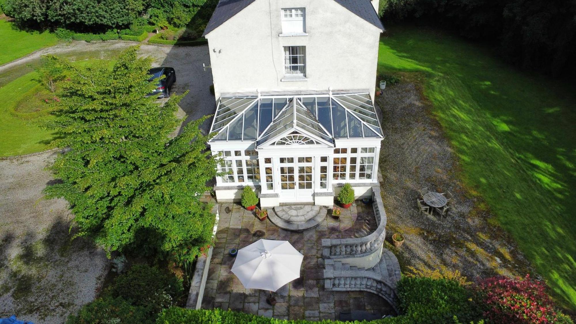 Larchmount House Londonderry
