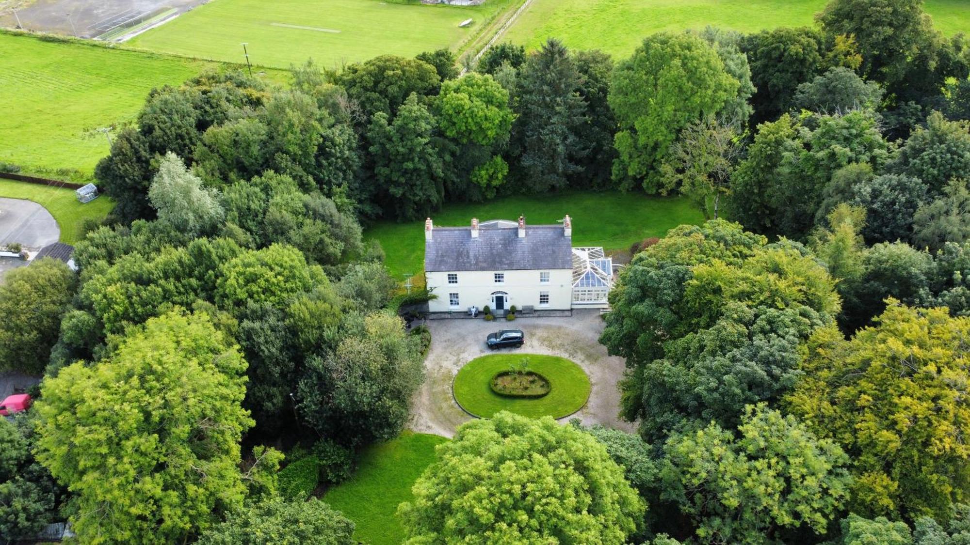 Larchmount House Acomodação com café da manhã  Londonderry