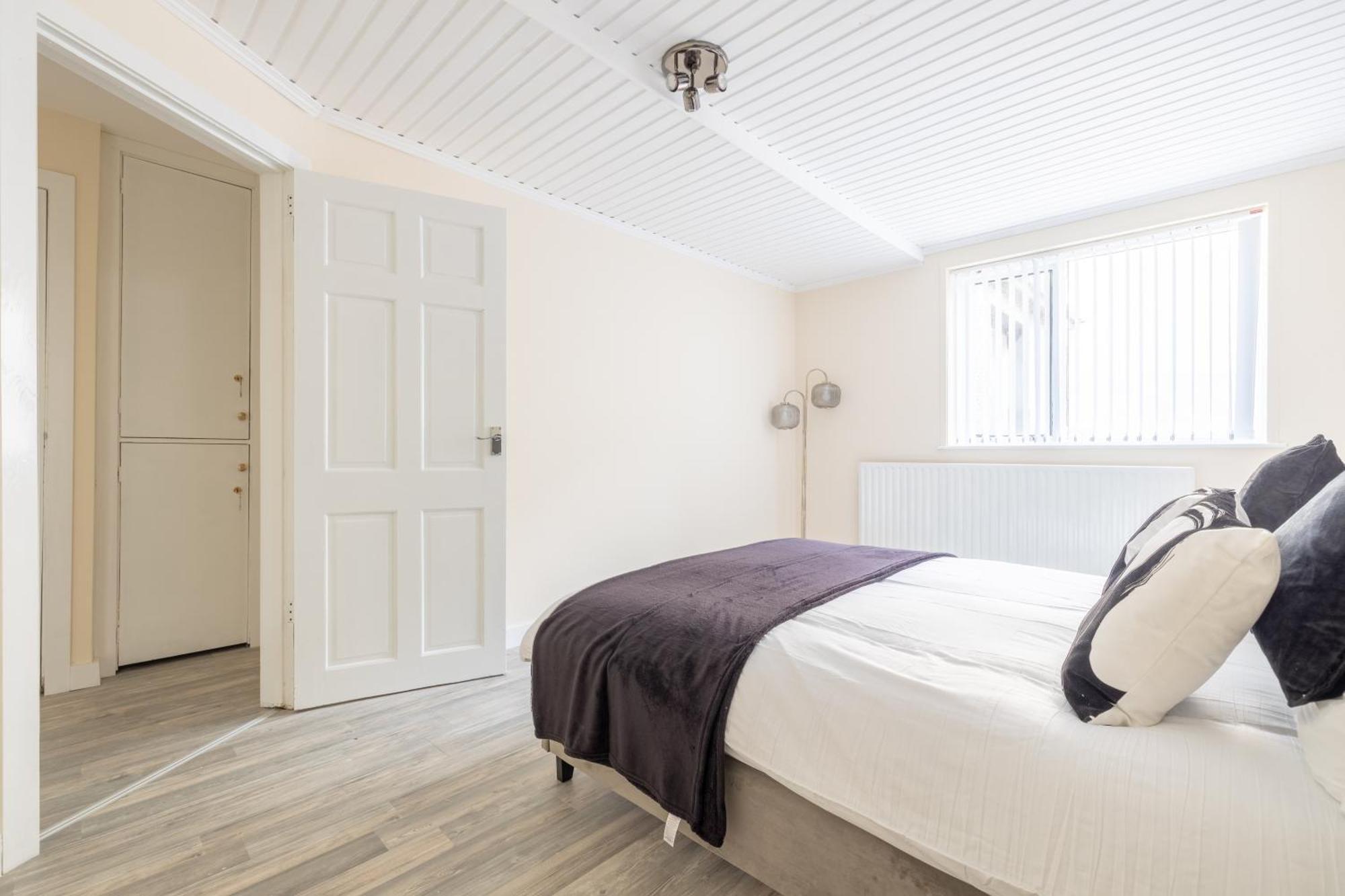 Holiday home Varden House